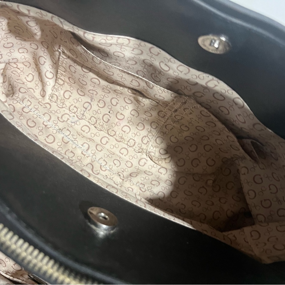 GUESS Black Women's Purse - Picture 4 of 7
